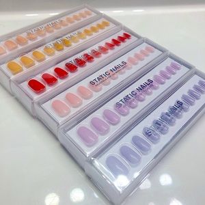 Set of 6 static nails in round shape